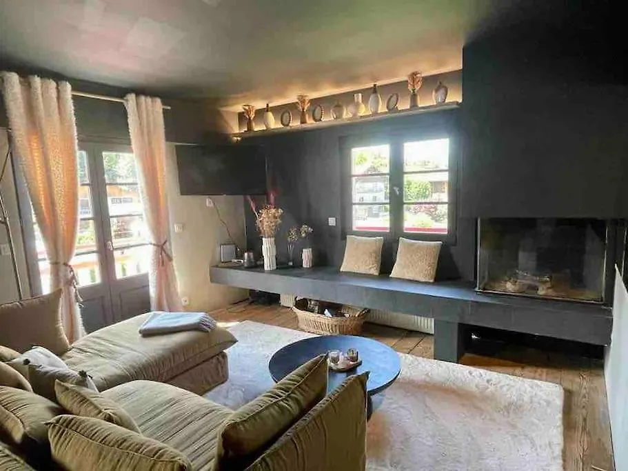 Apartment Megeve Standing - Chalet Au Bord De L'Eau