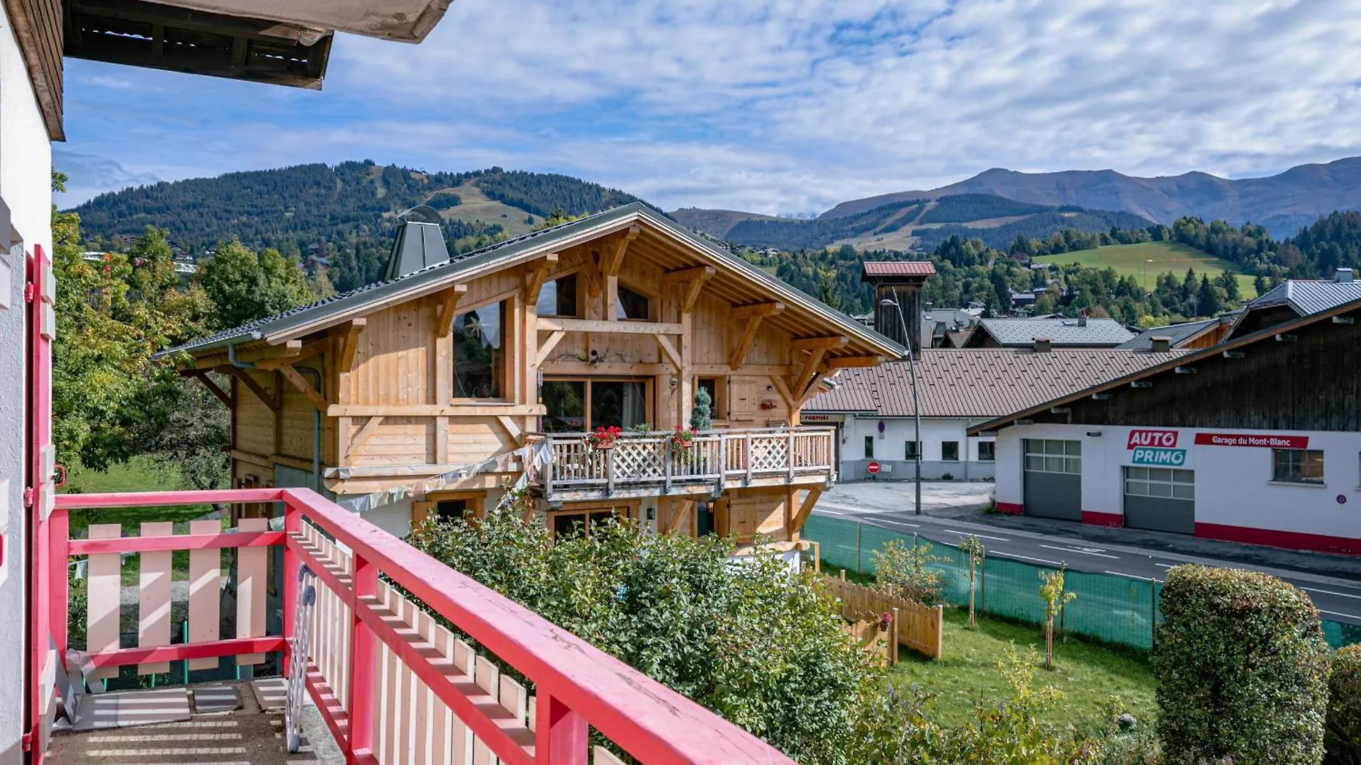 Megeve Standing - Chalet Au Bord De L'Eau 0*,  France